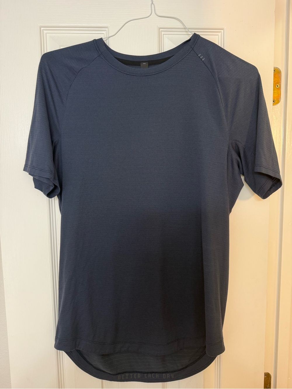 Lululemon Men’s Medium Drysense Short Sleeve Shirt True Navy Classic Fit TRNV